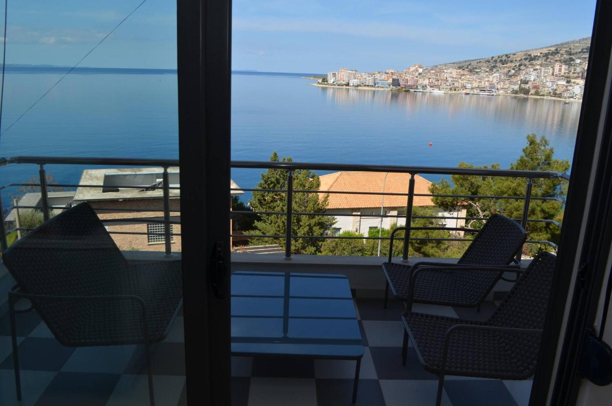 Sunset Tarraces Lägenhet Sarandë Exteriör bild
