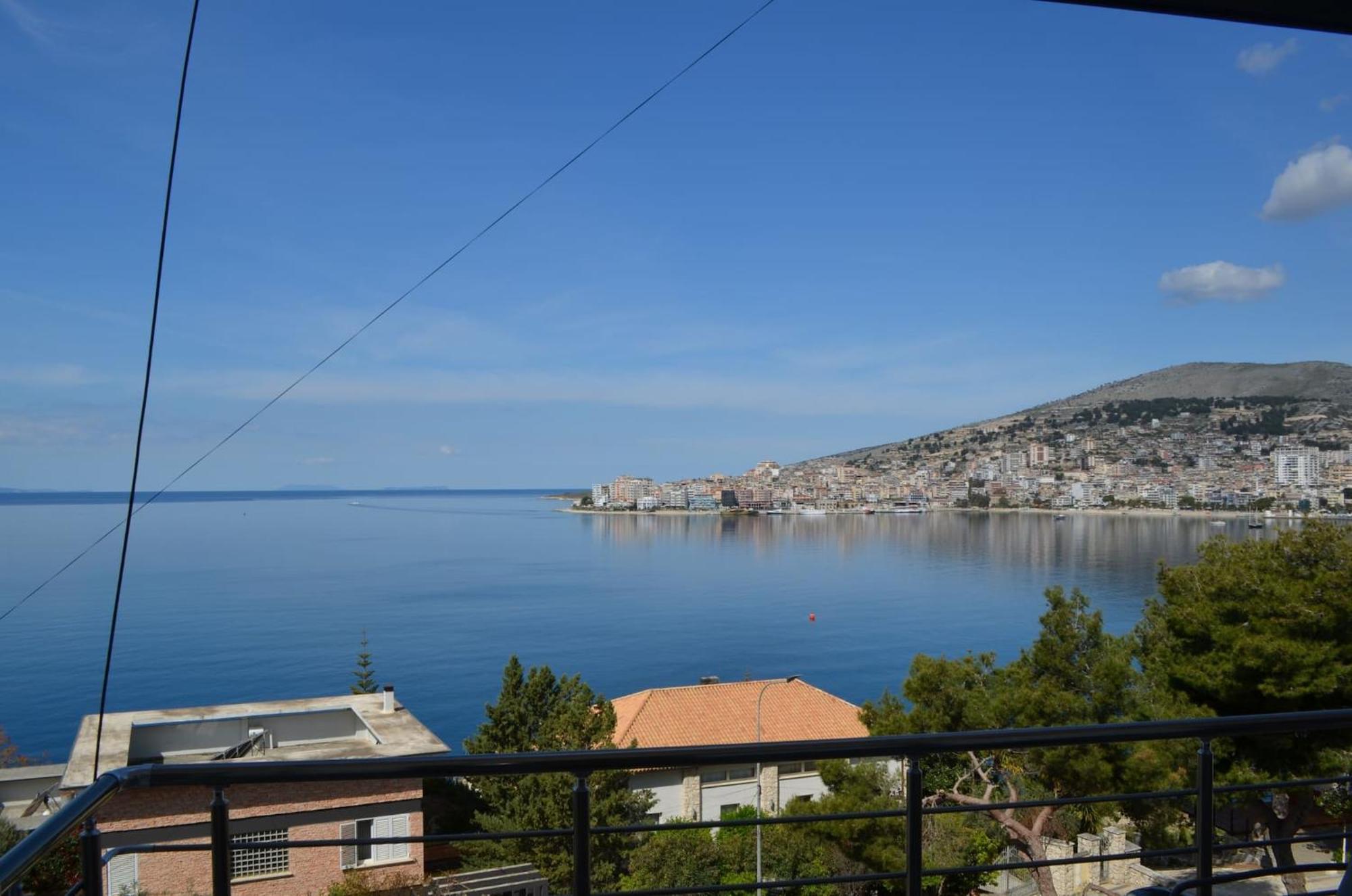 Sunset Tarraces Lägenhet Sarandë Exteriör bild