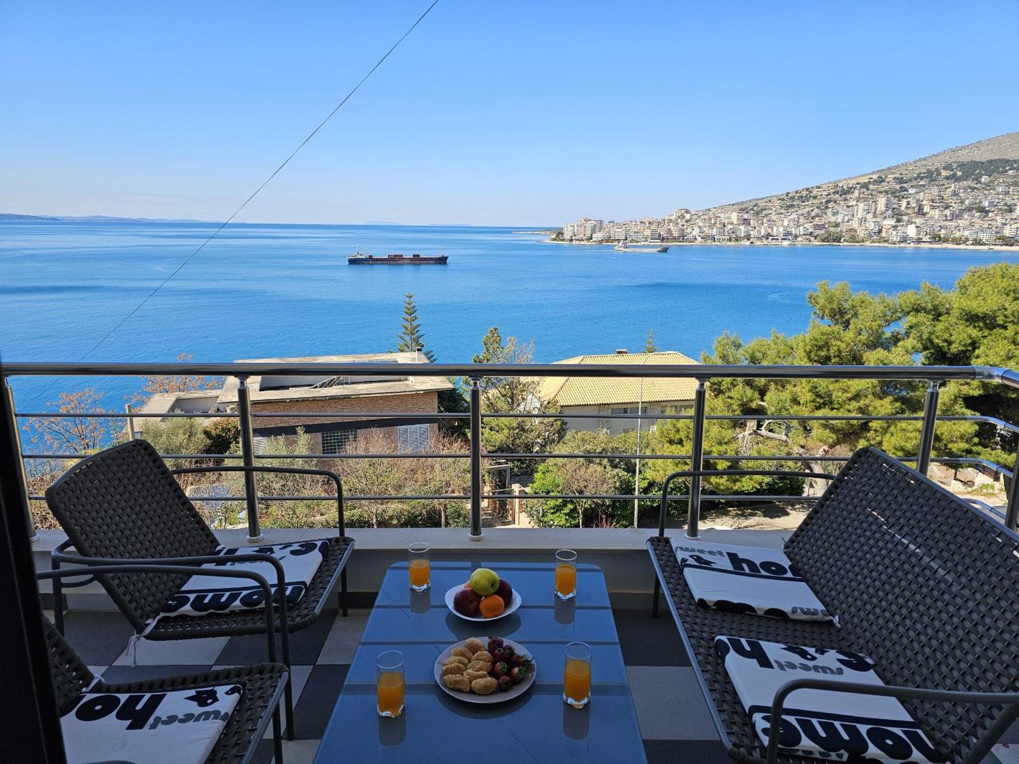 Sunset Tarraces Lägenhet Sarandë Exteriör bild