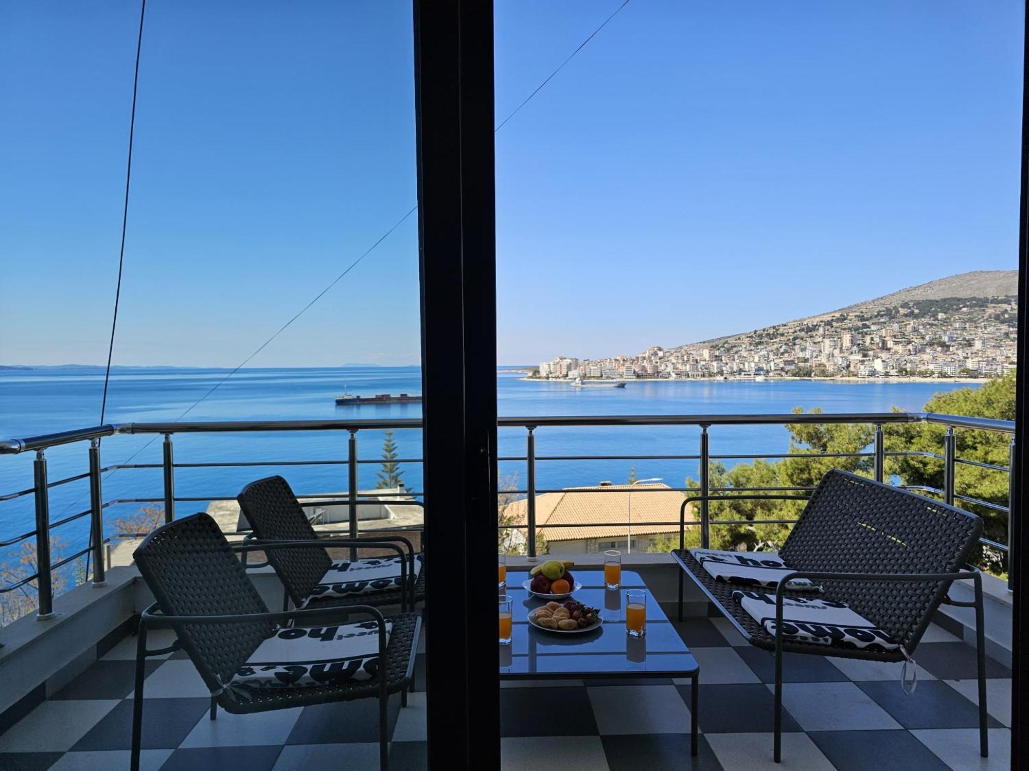 Sunset Tarraces Lägenhet Sarandë Exteriör bild